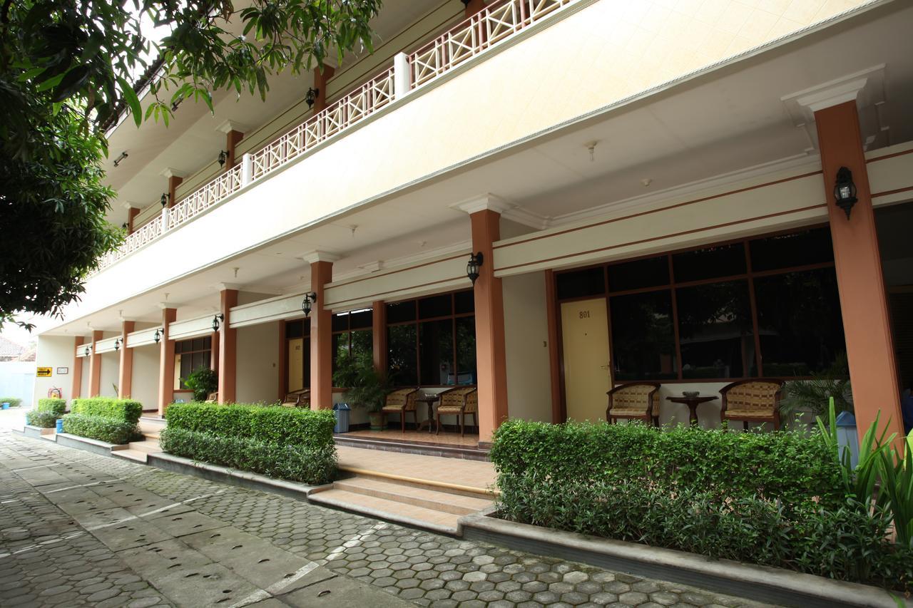 Langensari Hotel 치레본 외부 사진